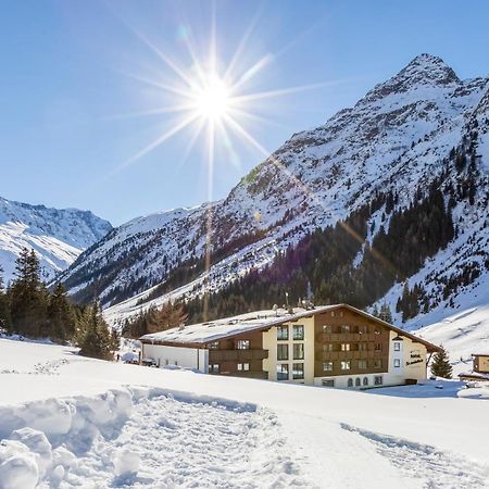 Hotel Sonnblick Sankt Leonhard im Pitztal Eksteriør billede