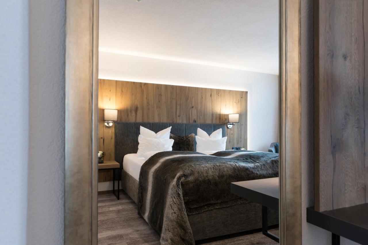 Hotel Sonnblick Sankt Leonhard im Pitztal Eksteriør billede