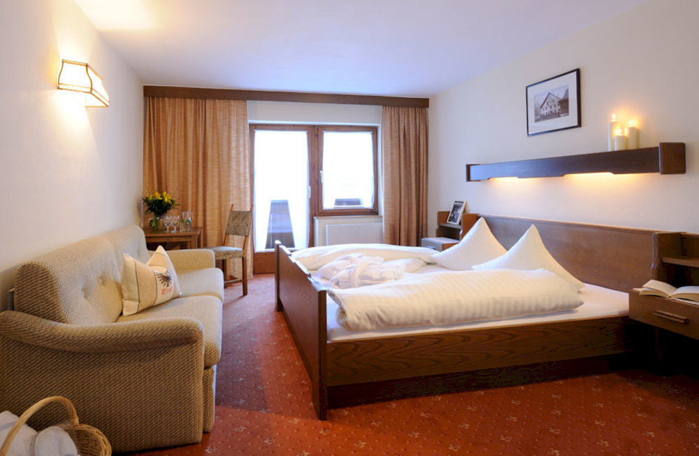 Hotel Sonnblick Sankt Leonhard im Pitztal Eksteriør billede
